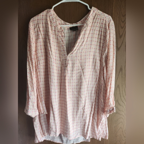 Jones New York Light Pink Patterned Blouse - Picture 1 of 4